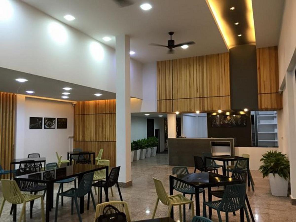 At Sakon Hotel Sakon Nakhon Zewnętrze zdjęcie